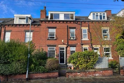 2 bedroom terraced house to rent, Argie Terrace, Leeds