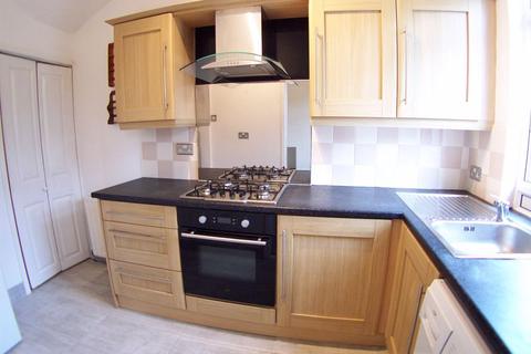 2 bedroom terraced house to rent, Argie Terrace, Leeds