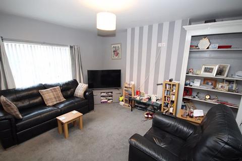 3 bedroom end of terrace house for sale, GRIMSBY ROAD, CLEETHORPES
