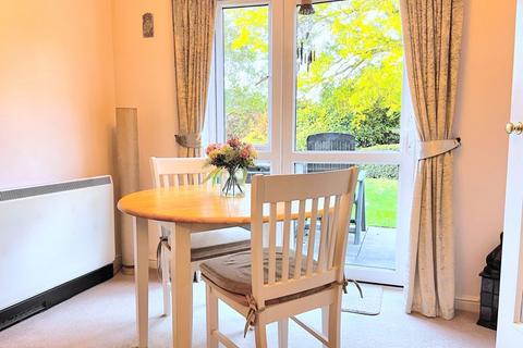 2 bedroom retirement property for sale, Owen Court, Hollyfield Road, Sutton Coldfield