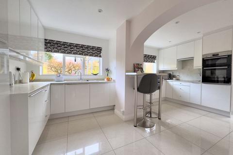 54 Rectory Park Avenue, Sutton Coldfield, B75 7BN