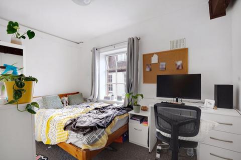 3 bedroom apartment to rent, Ivy Lane, Canterbury