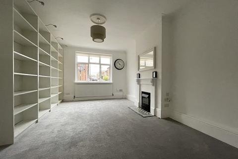 2 bedroom ground floor flat to rent - St. Dunstans Road, South Norwood