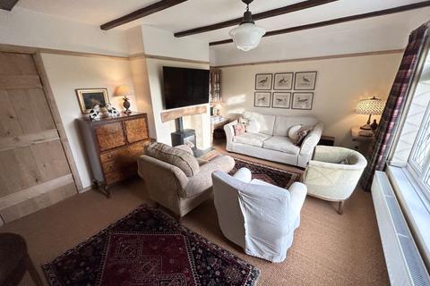 2 bedroom detached bungalow for sale - Tyn-Y-Groes, Conwy