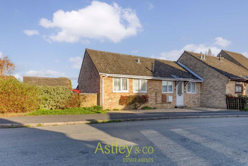 Nursery Close, Hellesdon, Norwich 3 bed bungalow for sale £240,000