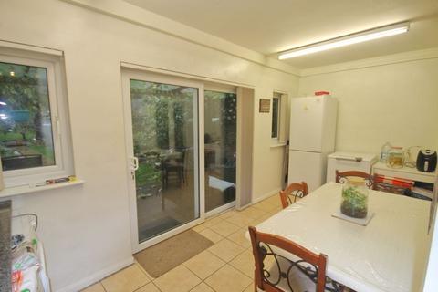 16 Garrick Road, Greenford, UB6 9HT