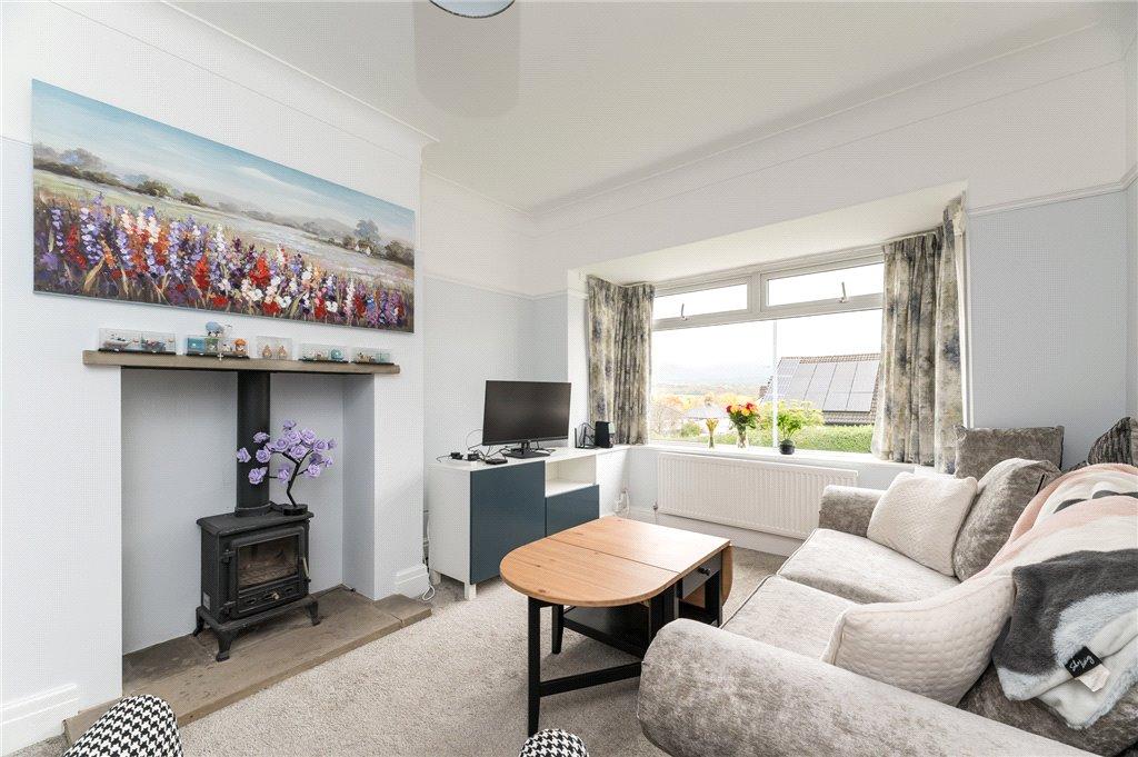 Moorhead Crescent, Shipley, West Yorkshire, BD18 4 bed bungalow for