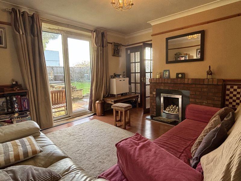 Sandyleaze, Longlevens, Gloucester 3 bed semidetached house for sale