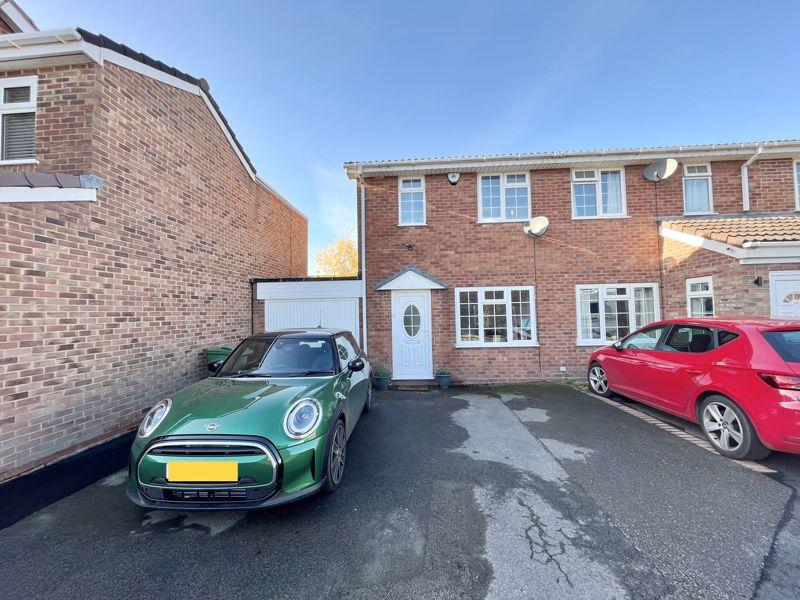 Brayford Avenue, Brierley Hill DY5 2 bed semidetached house for sale