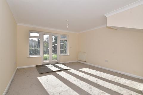 1b Bradley Road, Upper Halling, Rochester, ME2 1HY