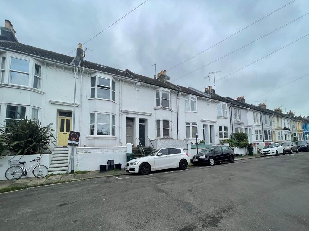Hastings Road, Brighton, East Sussex 4 bed house to rent £2,514 pcm