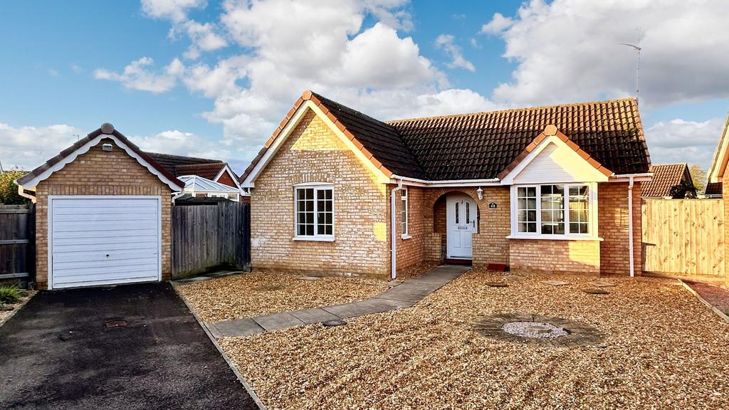 Cawood Close, March, PE15 2 bed detached bungalow for sale £247,500
