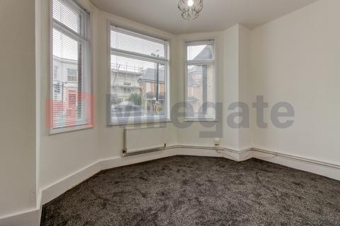 1 bedroom flat to rent, London Road, St. Albans AL1