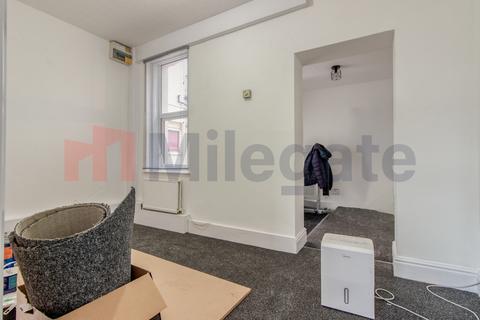 1 bedroom flat to rent, London Road, St. Albans AL1