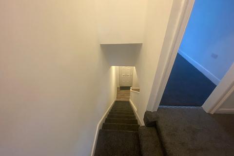 undefined, Swan Lane, Huddersfield HD1