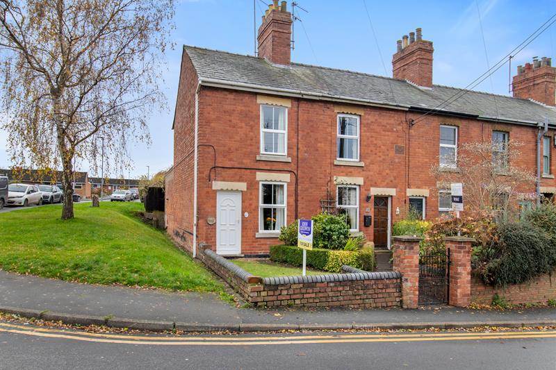 27 Bridge Street, Ledbury... 2 bed end of terrace house £217,500