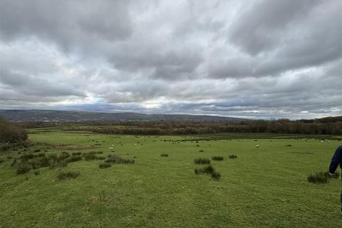 Land for sale, Brynglas road, Penygroes, Nr Cross Hands