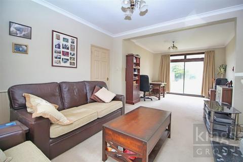 54 Hillside Crescent, Cheshunt, Waltham Cross, EN8 8PN