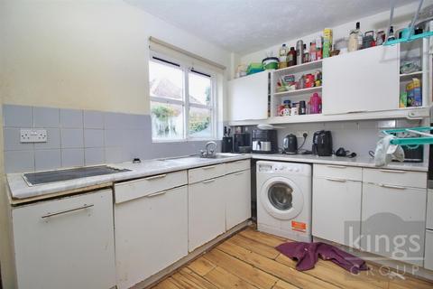 2 bedroom end of terrace house for sale, Faverolle Green, Cheshunt, Herts