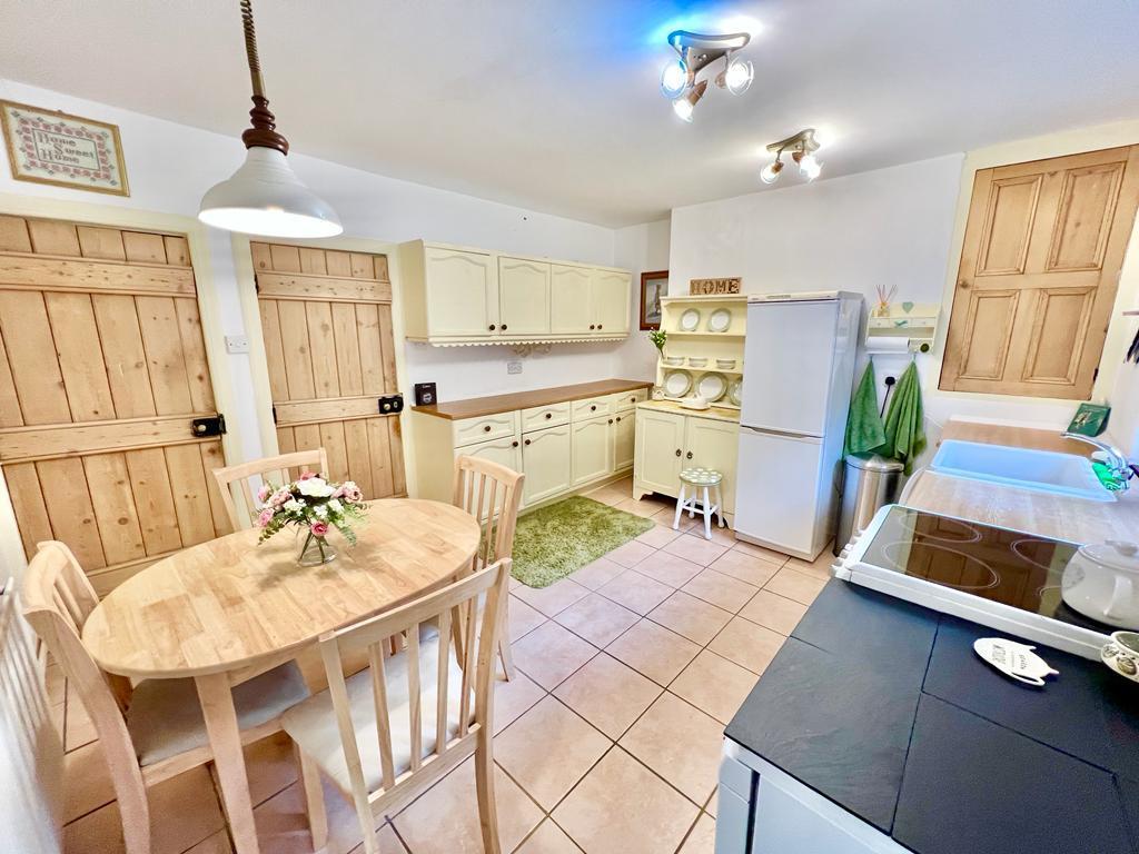 PHOTO-2023-11-13-07-43-14 (5).jpg