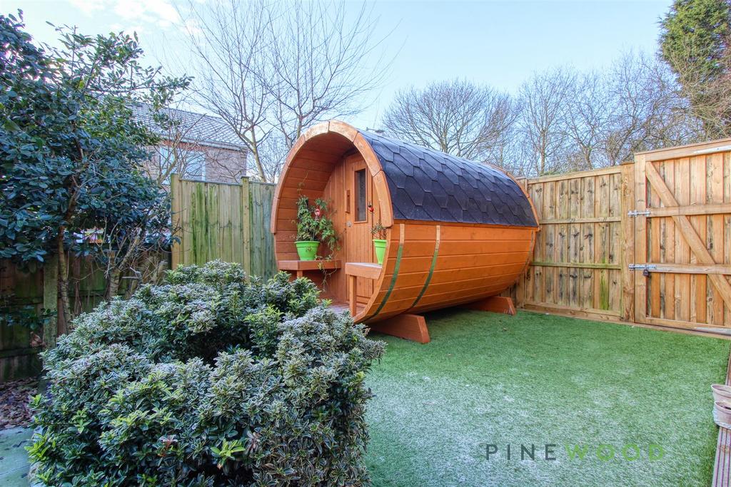 Romsey Place, Mansfield NG19 3 bed detached bungalow for sale £335,000