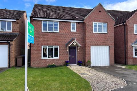 5 bedroom detached house for sale, Derek Vivian Close, Pocklington, York