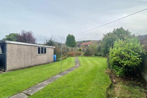 7 Falcon Close, New Mills, High Peak, SK22 4JQ