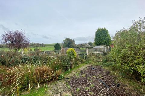 7 Falcon Close, New Mills, High Peak, SK22 4JQ