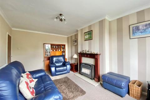 7 Falcon Close, New Mills, High Peak, SK22 4JQ