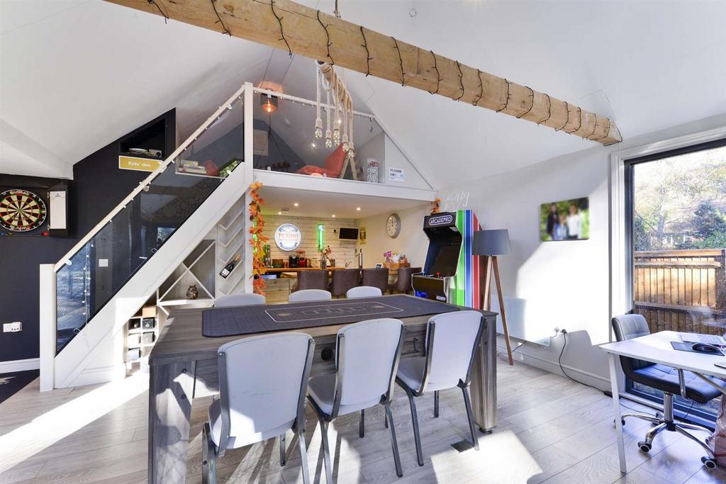 Brown Eaves, Bramley (12)-1920.jpg