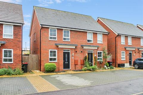 18 Argus Way, Brooklands, Milton Keynes, MK10 7LA