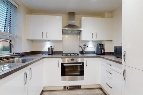 18 Argus Way, Brooklands, Milton Keynes, MK10 7LA