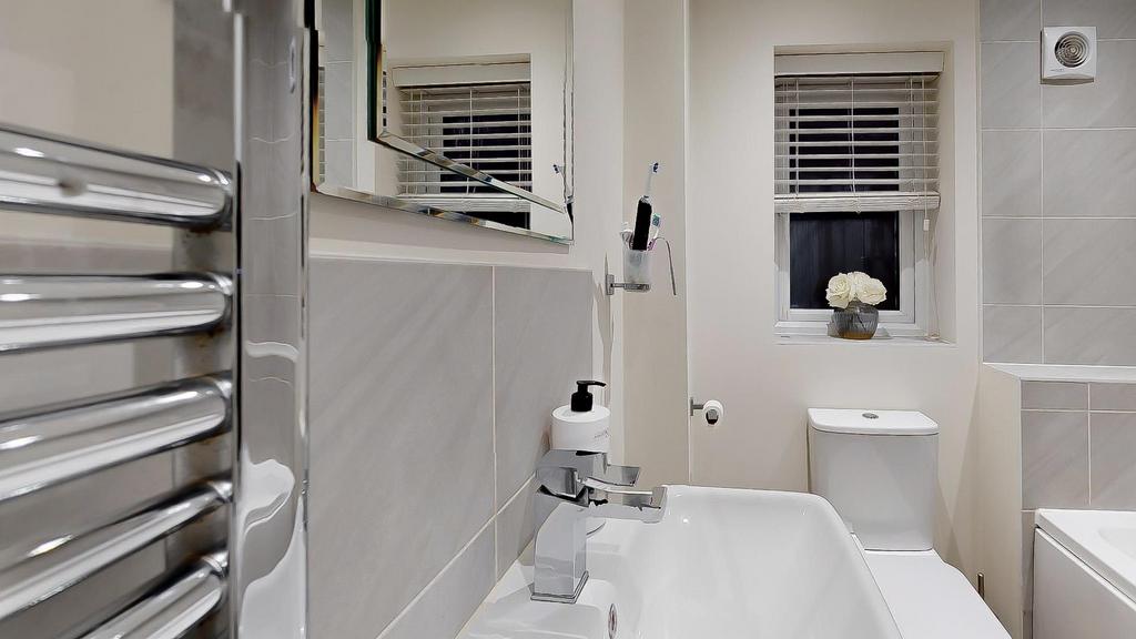 XGFhdltu Hkm3 VWvt TCn PBQ.jpg