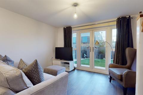 18 Argus Way, Brooklands, Milton Keynes, MK10 7LA