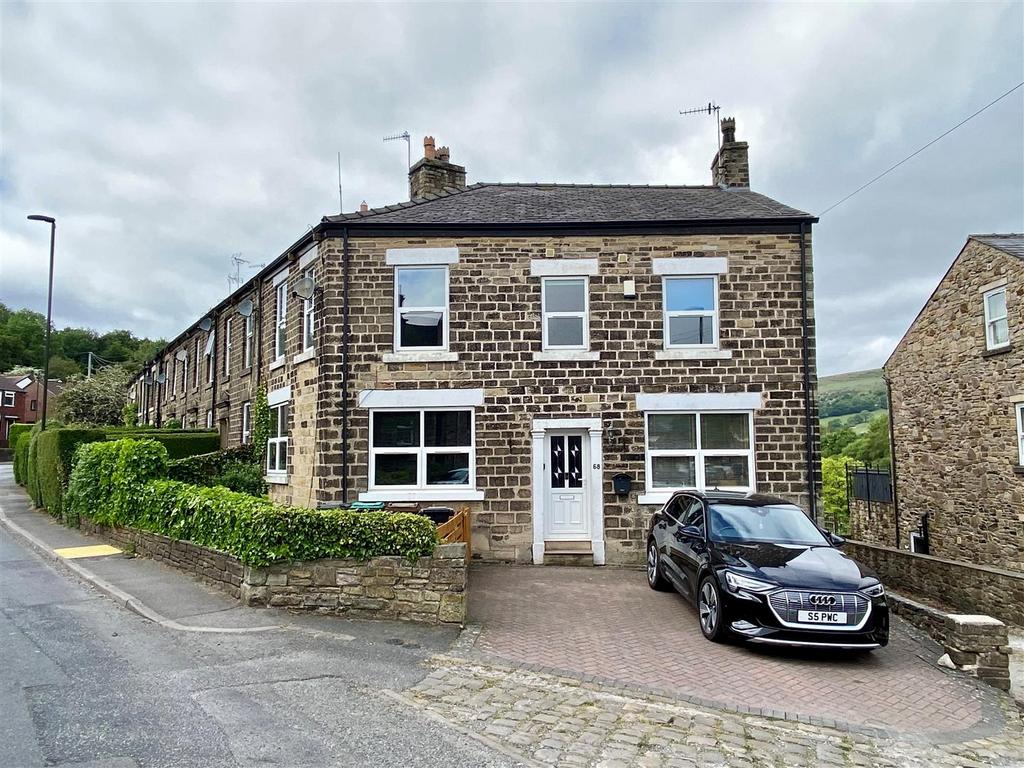 New Mills Road, High Peak SK22 4 bed end of terrace house for sale £