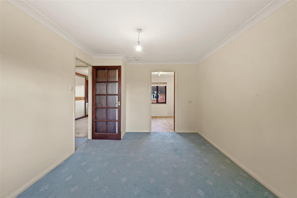 8 Betjeman Close - og YWd PBDpl CZHzo5 Zr LO (ID 15195)