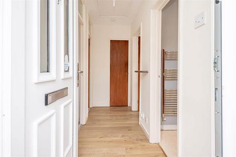 52 Argyll Road, Kinross, KY13 8BY