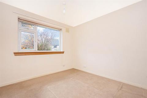 52 Argyll Road, Kinross, KY13 8BY