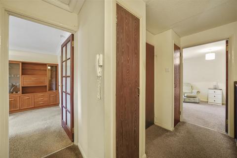 2 bedroom retirement property for sale - Betjeman Close, Pinner HA5