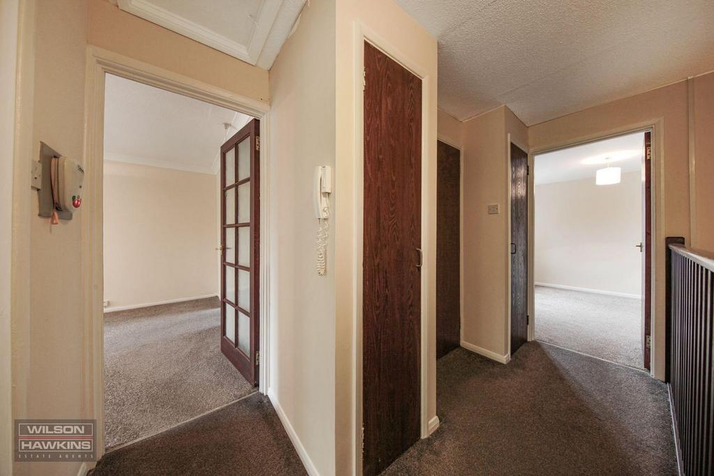 36 Betjeman Close - qi Mr5838l Hk A2 Yb BKCFo (ID 15692