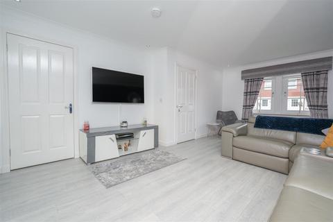 68 Bell Quadrant, Carfin, Motherwell, ML1 4GN