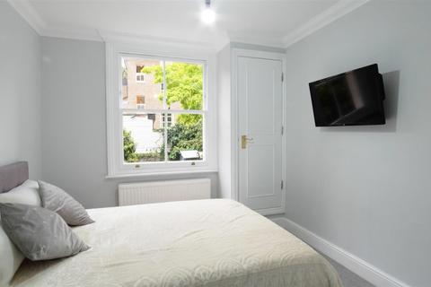 2 bedroom apartment for sale - Belgrave Gardens, St Johns Wood NW8