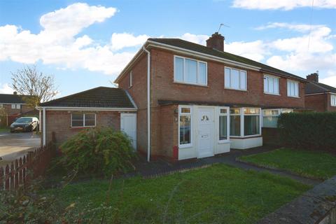 3 bedroom semi-detached house for sale, Asterby Road, Scunthorpe