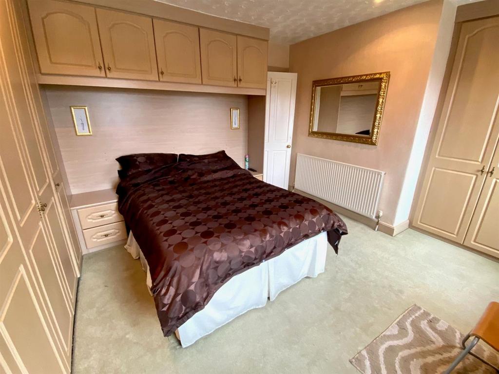 Sunny bank avenue 10 bed 1 x 2.jpg