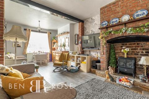 3 bedroom end of terrace house for sale, Tootell Street, Chorley