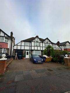 4 bedroom semi-detached house for sale - Bramley Road, Oakwood, N14