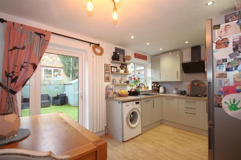 14 Breach Close, Steyning, BN44 3RZ