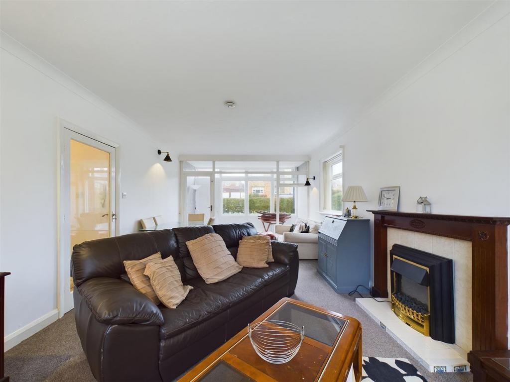 CAM03029 G0-PR0013-STILL004.jpg