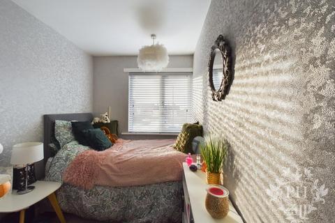 16 Dawlish Green, Middlesbrough, TS4 3NW