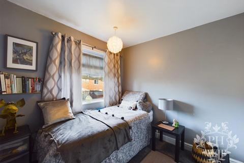 16 Dawlish Green, Middlesbrough, TS4 3NW